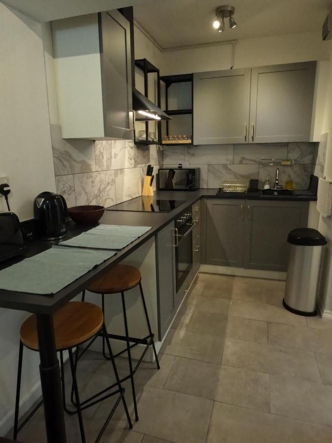 Studio Apartment In Saint Kew 外观 照片